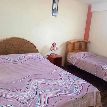Hostal Puerto Alegre Copacabana  Eksteriør bilde