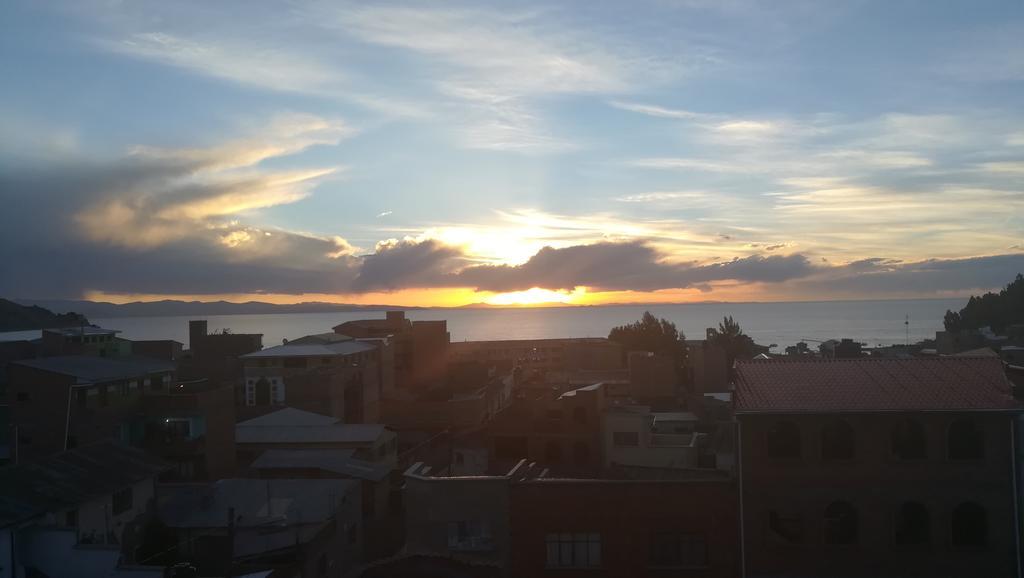 Hostal Puerto Alegre Copacabana  Eksteriør bilde